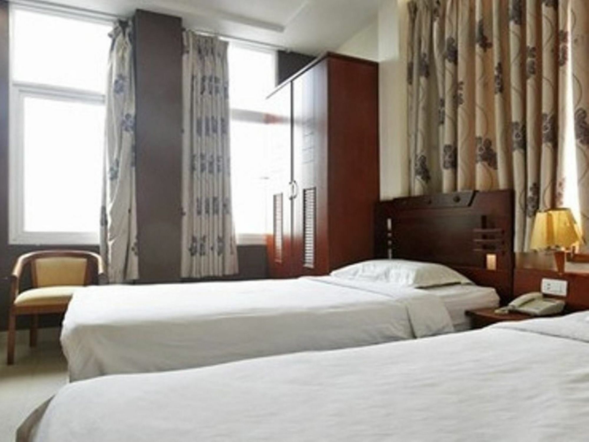 An Binh 2 Hotel โฮจิมินห์ซิตี้ ภายนอก รูปภาพ